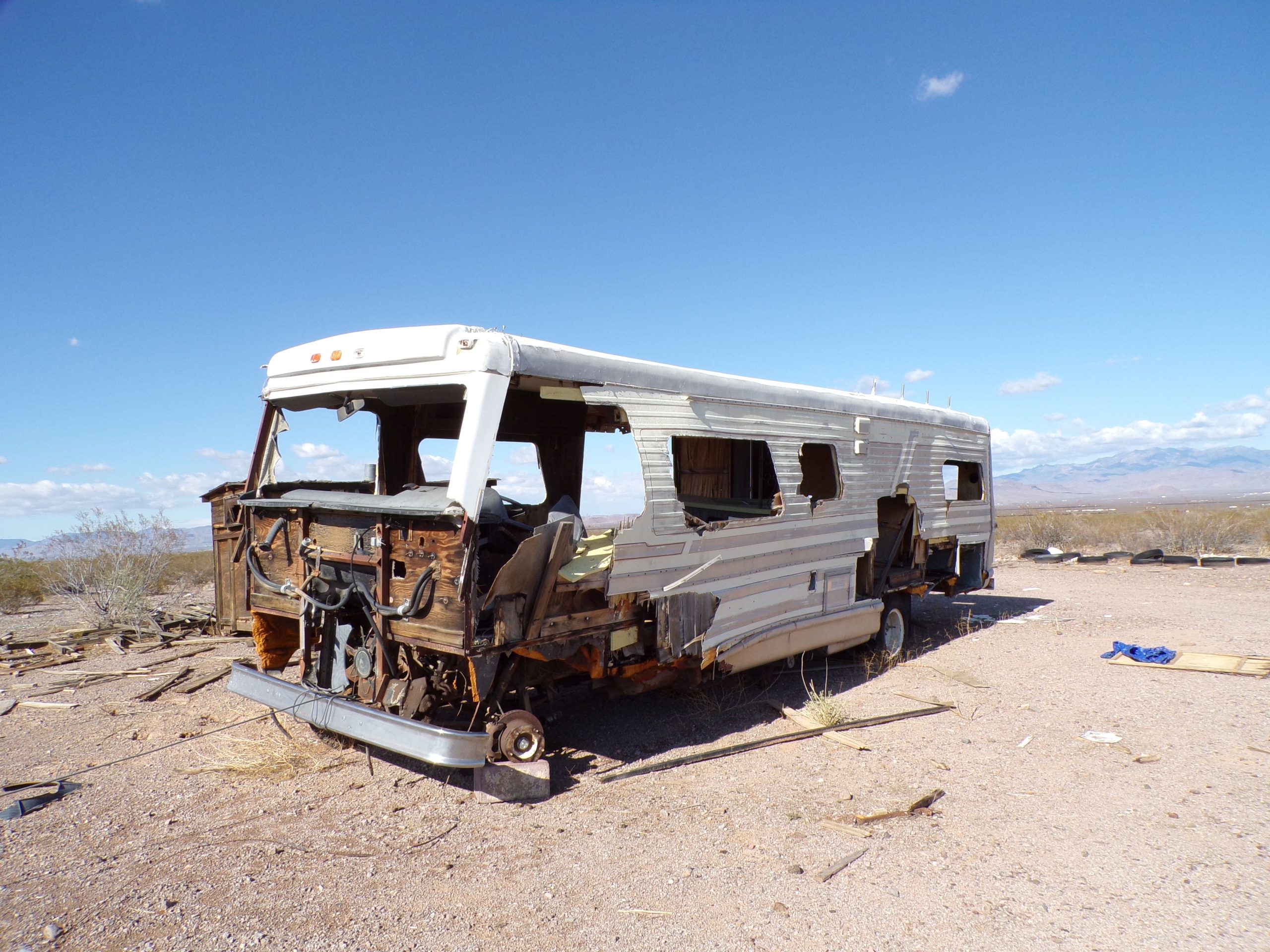 Travel trailer removal vs motorhome removal differences
